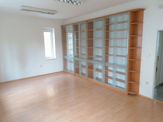 Office premises for rent - 85 m2 – Zelinarska street