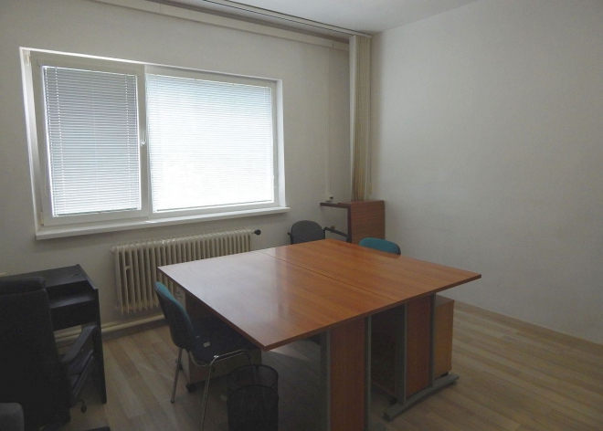 Offices from 20 m2 for rent – Kocelova street, Ruzinov