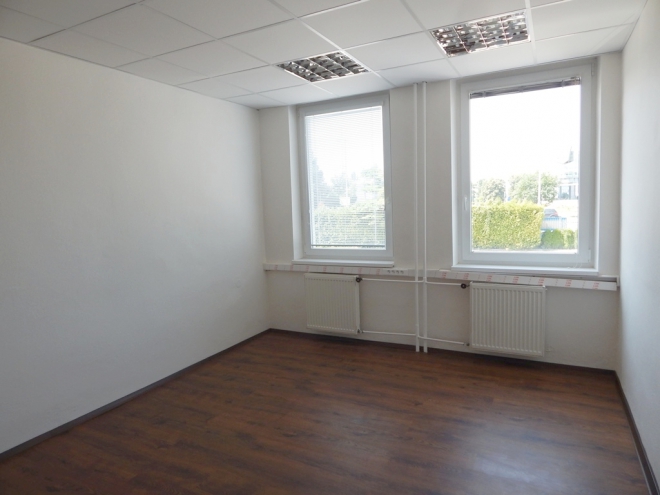 Double-office for rent - 34 m2 - Bajkalska